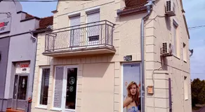 Lucid Apartment 1 - Image 4