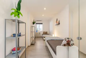 Caparica Poshtel - Image 5