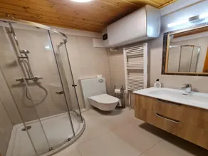 Cozy Apartment with mountain view - Image 2