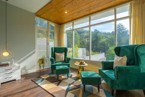 StayVista's Riverside Symphony - 5BHK Mountain-View Villa with Bathtub - Image 3