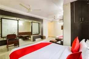 OYO 45122 Hotel Asopalav - Image 2