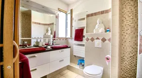 Évasion Provençale : Villa Élégante pour 10 Personnes - Image 2