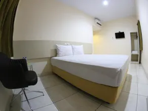 Daya Hotel - Image 4