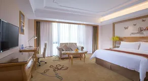 Vienna International Hotel Foshan Beijiao New City Meidi Headquarter - Image 3