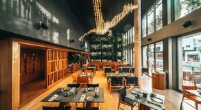 M Boutique Hotel - Designed for Adults - Image 3