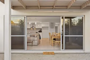 Spacious Family Home in Wannanup Mandurah - Image 5