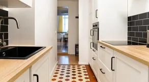 SPACIOUS Two BR plus AC plus SelfCheckIn - Image 4
