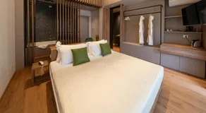 Al Pescatore Suites - Image 2