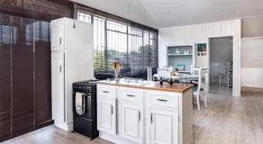 Fralande Self Catering Units - Image 3