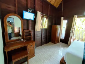 Exotic View Cottage - Image 5