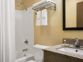 Hotel Mattoon - Image 5