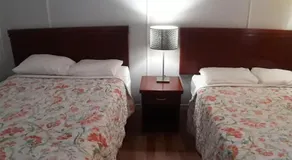 Regal Motel - Image 5