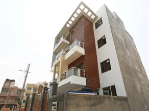 OYO Alarian Inn Near Omaxe Celebration Mall - Image 3