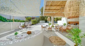 Ester Luxury Rooms - Image 2