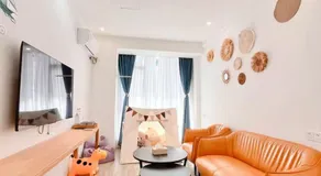 Fun Hotel - Image 2