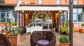 Hotel Casale dei Massimi - Image 2