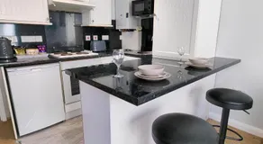 Dove Apartments - Image 3
