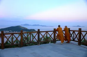 Wudao Seaview Inn - Image 3