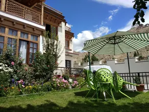 New Royal Guest House - Image 3