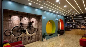 Hotel Royal Suites - Image 2