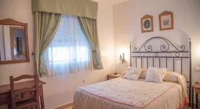 Hostal DP El Pilar - Image 2