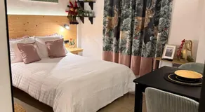 Tiny Square - Image 2