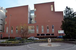 Corvin-Szigony Apartments - Image 3