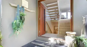 Unit 9 Andari Fantastic Holiday Apartment in Sunshine Beach Stunning Views Opposite Beach Access - Image 5