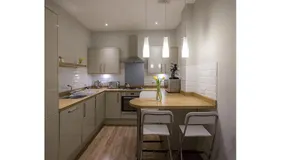 The Lane Apartment - Image 5