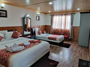 Kasturi Palace Darjeeling near Mall Road - Image 1