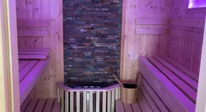 Zsolna Apartman - Image 5