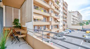 Appartement en plein coeur de Cagnes sur Mer - Image 5