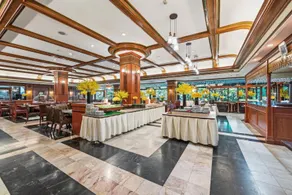 Town in Town Hotel Bangkok - Image 3