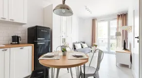 SuperApart Stalowa 39 Modern Unit with Kitchen & Wifi - Image 3