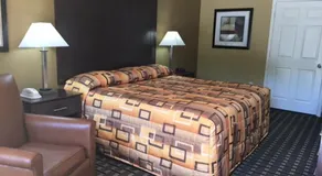 Executive Inn and Suites Longview - Image 2