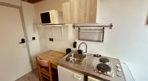 European District Hostel - Image 3