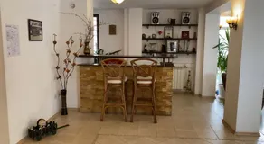 Aneli Hotel - Image 5