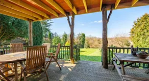 Oakside Lodge Guest House - Image 4