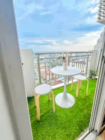 Zinnia Towers 1BR Condo with PS4 Karaoke Netflix & Swimming Pool - Image 3