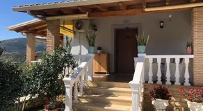 Milos Apartments - Image 5