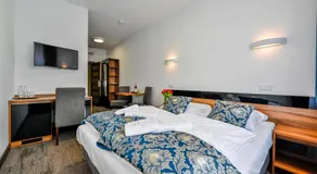 Hotel Terminal - Image 2