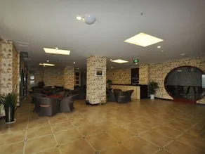 Fengqi Holiday Hotel - Image 4