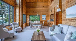 Oceanfront Retreat, Mount Rainier, King bed, Games - Image 3