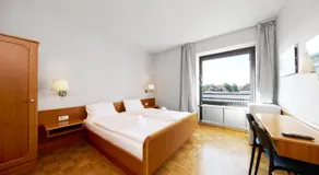 home2stay Apartments in Straubing NEU Smart TV WIFI Volksfest - Image 2
