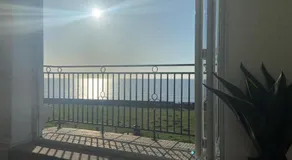 Stunning 2 Bed Apartment with Sea Views - Image 3