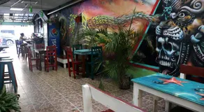 Tres Mundos Hostel - Image 5