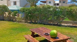 Spacious 5-Bed House in Alamein with Large garden - Image 2