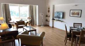 The Pinewood, Nainital by Leisure Hotels - Image 2