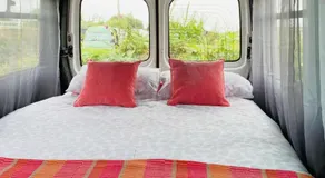 Quiet peaceful relaxing off grid Campervan Seaview and Ponies - Image 2