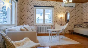Arctic Garden Design Villa - Image 2